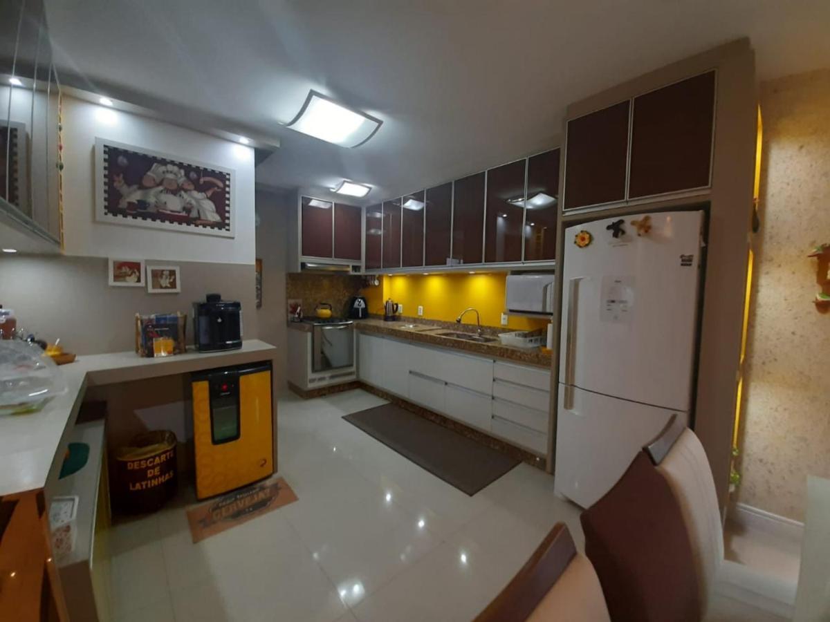 Lindo Apartamento 3 Dorm A 100M Da Praia De Pereque 贝卢港 外观 照片