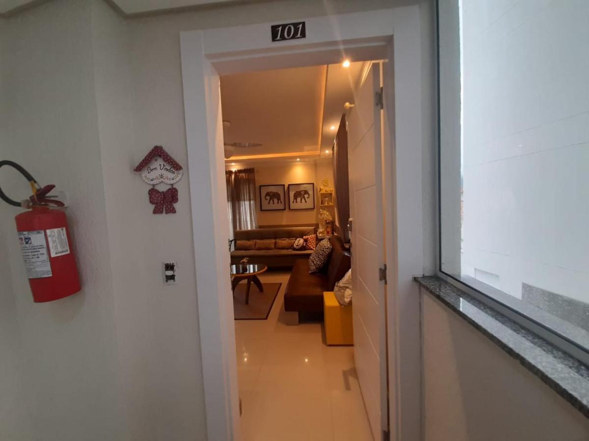 Lindo Apartamento 3 Dorm A 100M Da Praia De Pereque 贝卢港 外观 照片